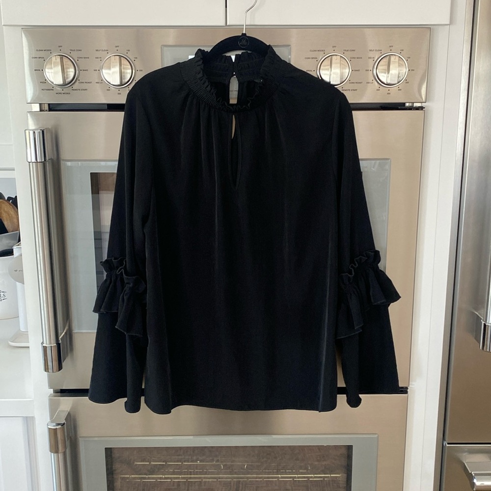 NWT black Supply & Demand blouse with ruffled sleeves